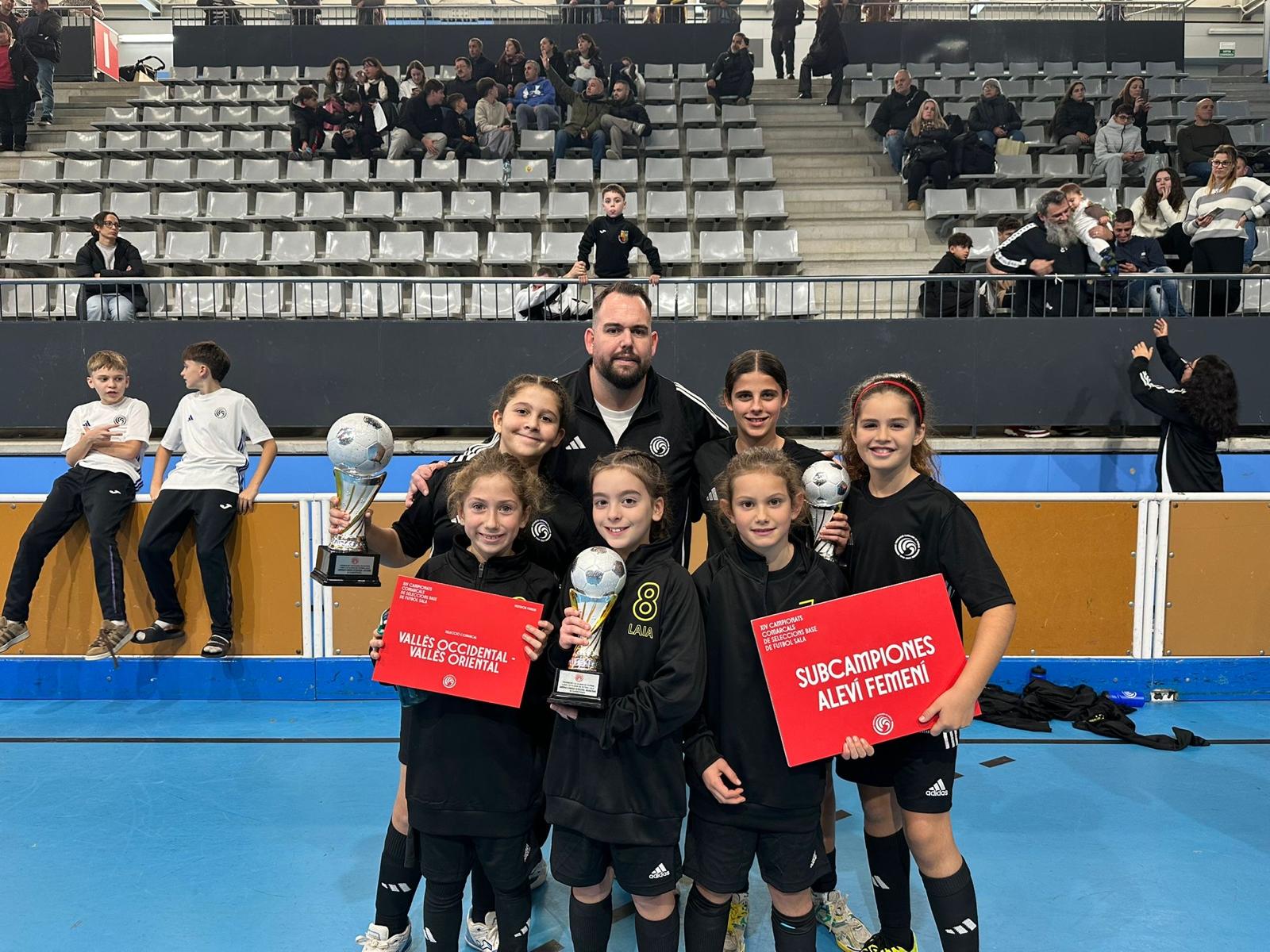 6 jugadores i 1 entrenador del Futbol Sala Sant Cugat han pujat al podi en la 14a edició dels Campionats Comarcals